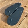 Tongs plates en caoutchouc d'hévéa, noir