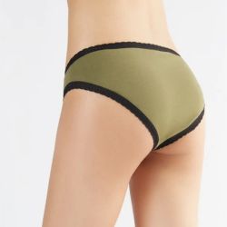 Culotte coupe classique avec dentelle - 95% coton bio - GOTS